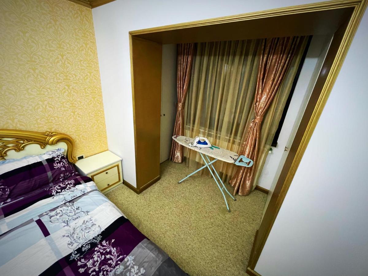 Apartament De Lux Zona 0 Botosani 2 Camere エクステリア 写真